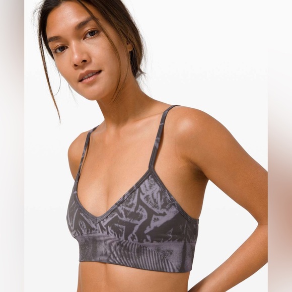 Lululemon Ebb To Street Bra A/B Cup *Wash Stone Wash Graphite Grey Sz 4 - Picture 1 of 11